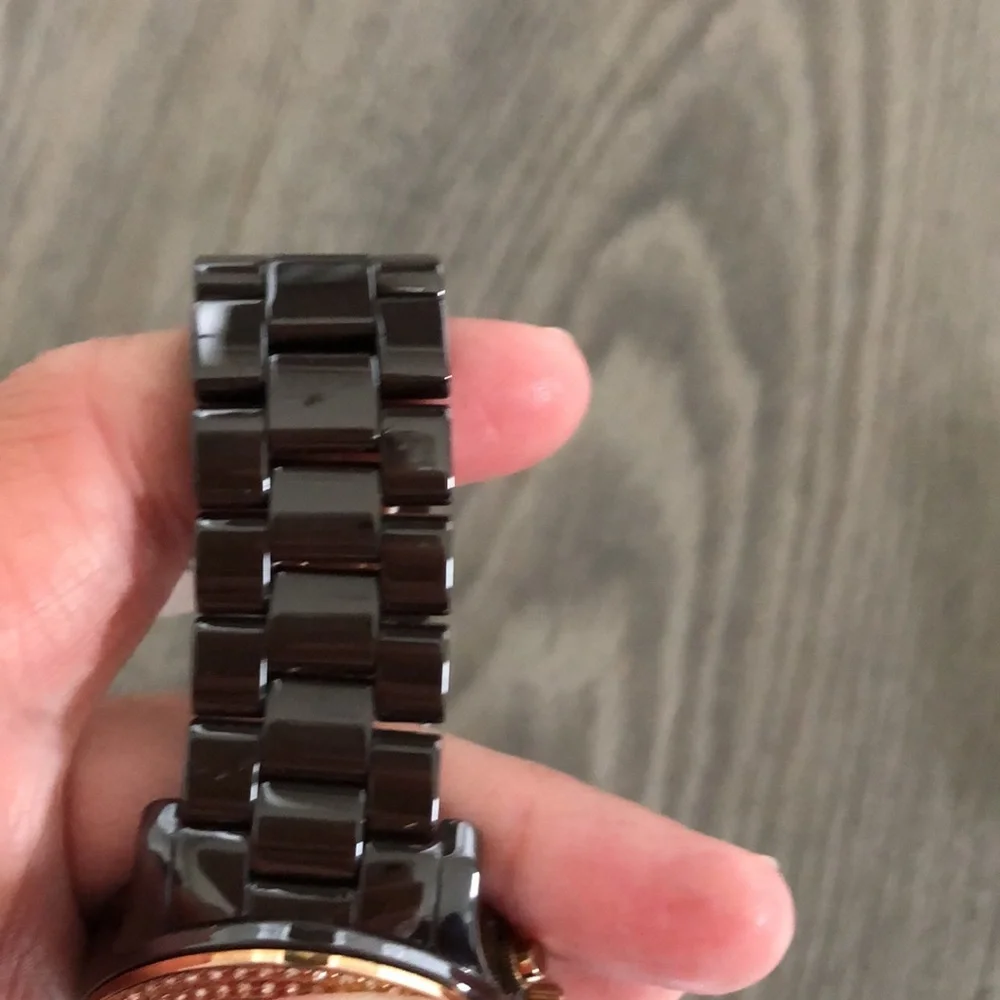 Michael Kors Watch - Picture 2 of 15